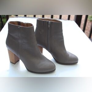 Vionic ankle boots